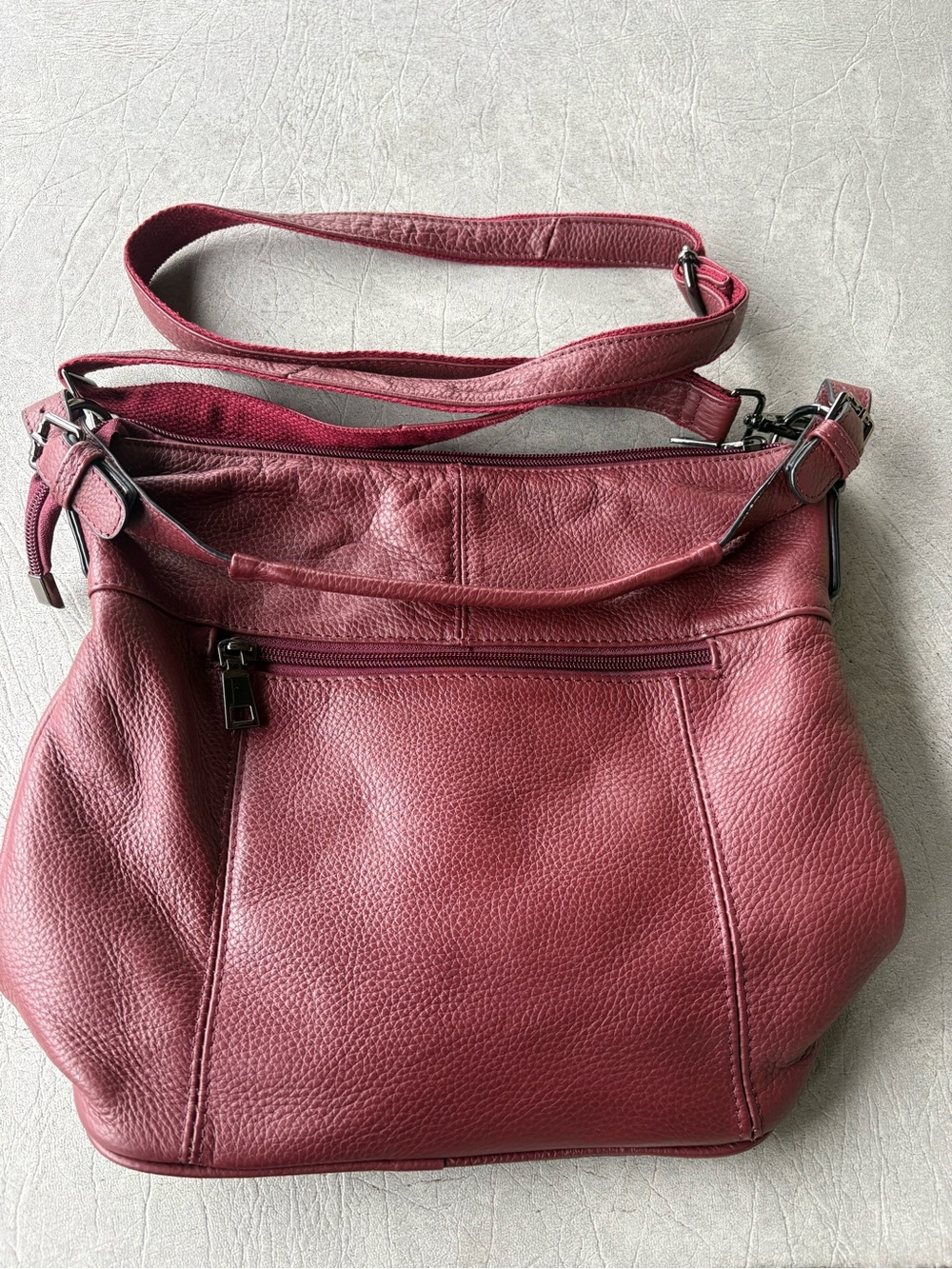 Classic Women's Crossbody Shoulder Bag in Berry